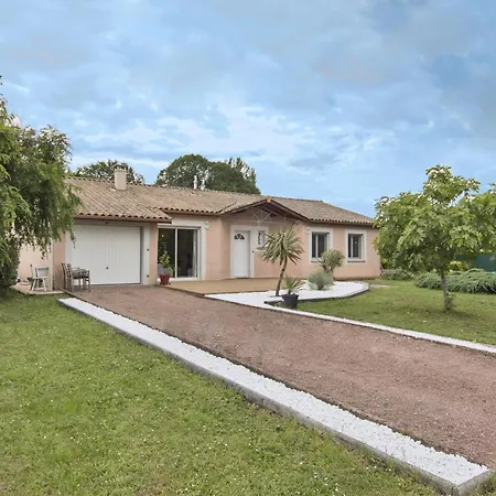 Vakantiehuis Maison De Charmante Et Reposante *